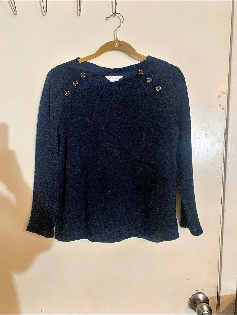 Liz Claiborne Long Sleeve Top in Blue Size Small